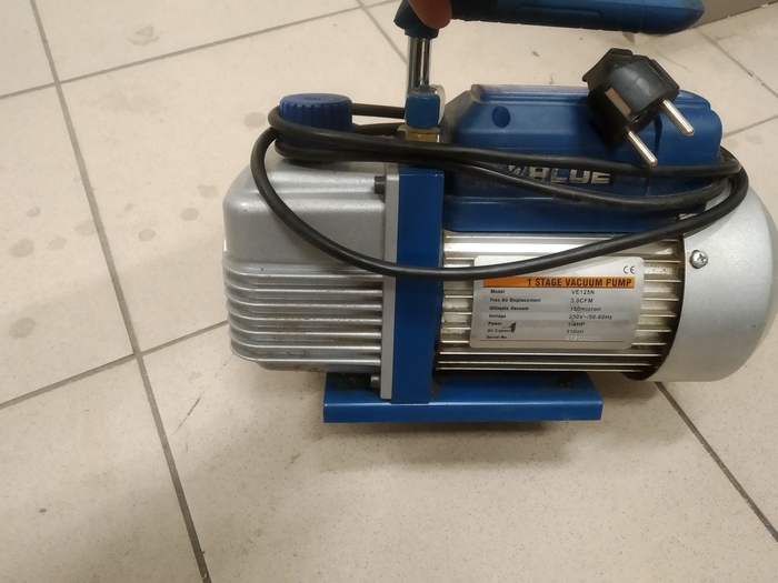 1560955384179072590